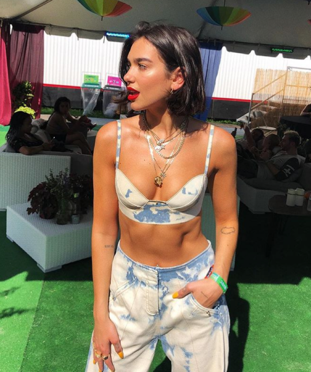 dua_lipa_hot_photos4