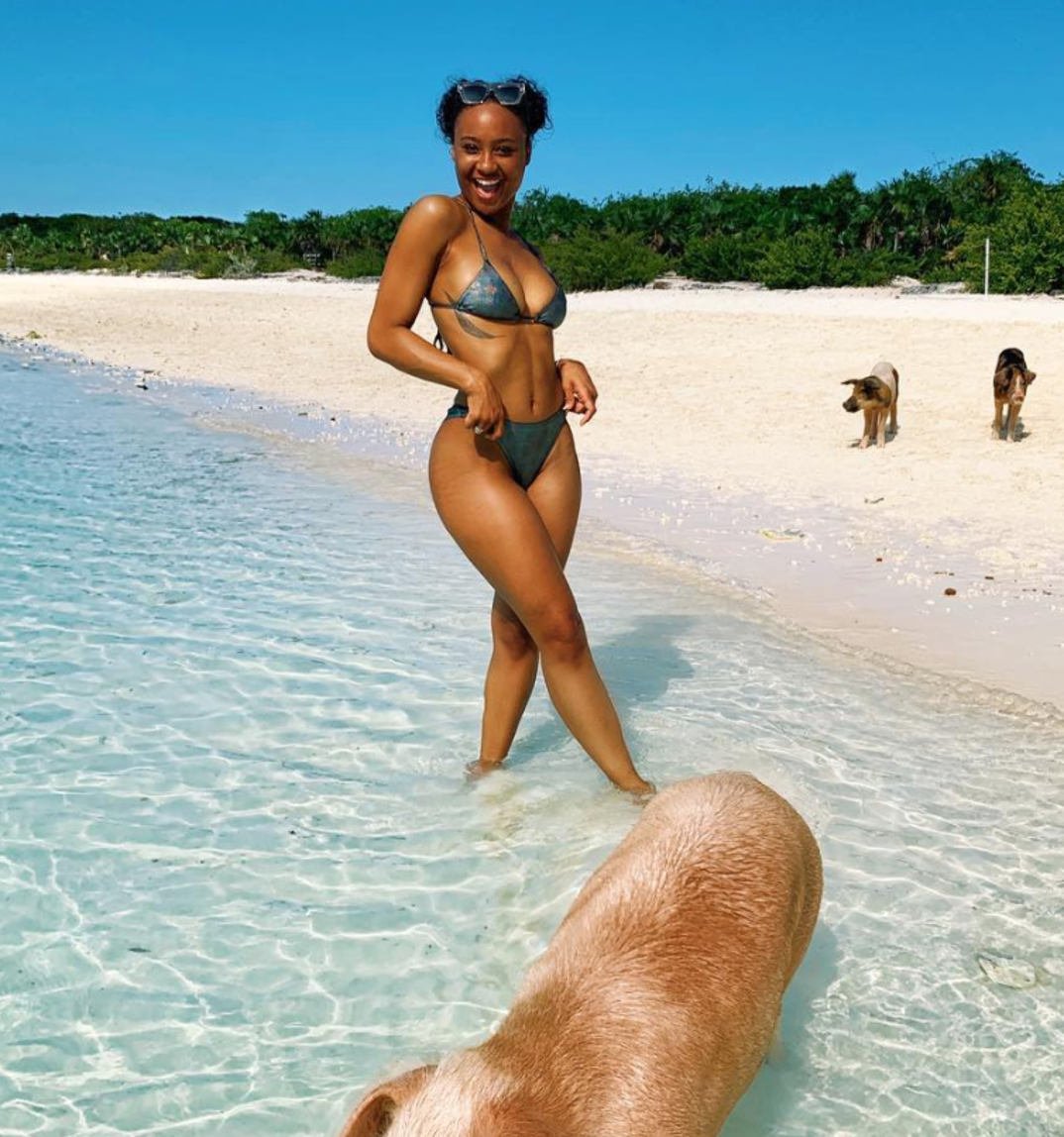 Kayla Nicole Hot Shots 0410 10