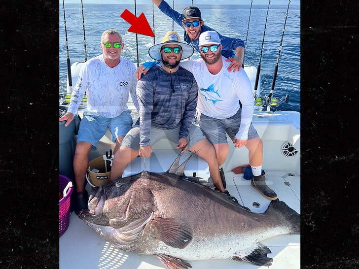 Florida manager shows star who's the Big Fish