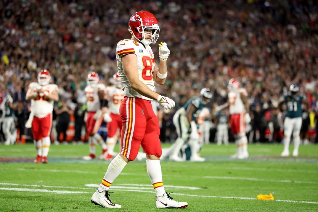 Travis Kelce On The Field 11