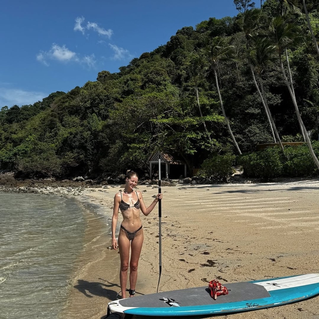 Abby Champion Hot Shots 3