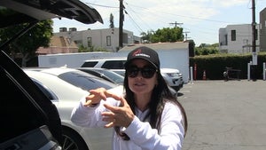 Kyle Richards Calls Out PC Crowd After Macy's Pulls Skinny Jeans Plates