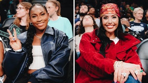 coco gauff and vanessa bryant ny liberty basketball game 1