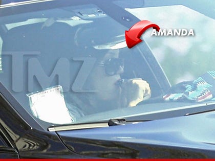 0913-amanda-bynes-tmz-arrow