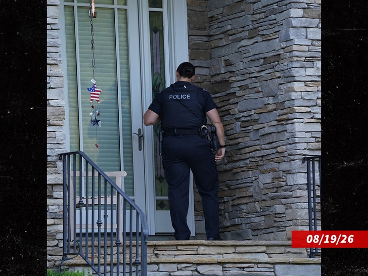 sub-police-brian-hickerson-backgrid-3