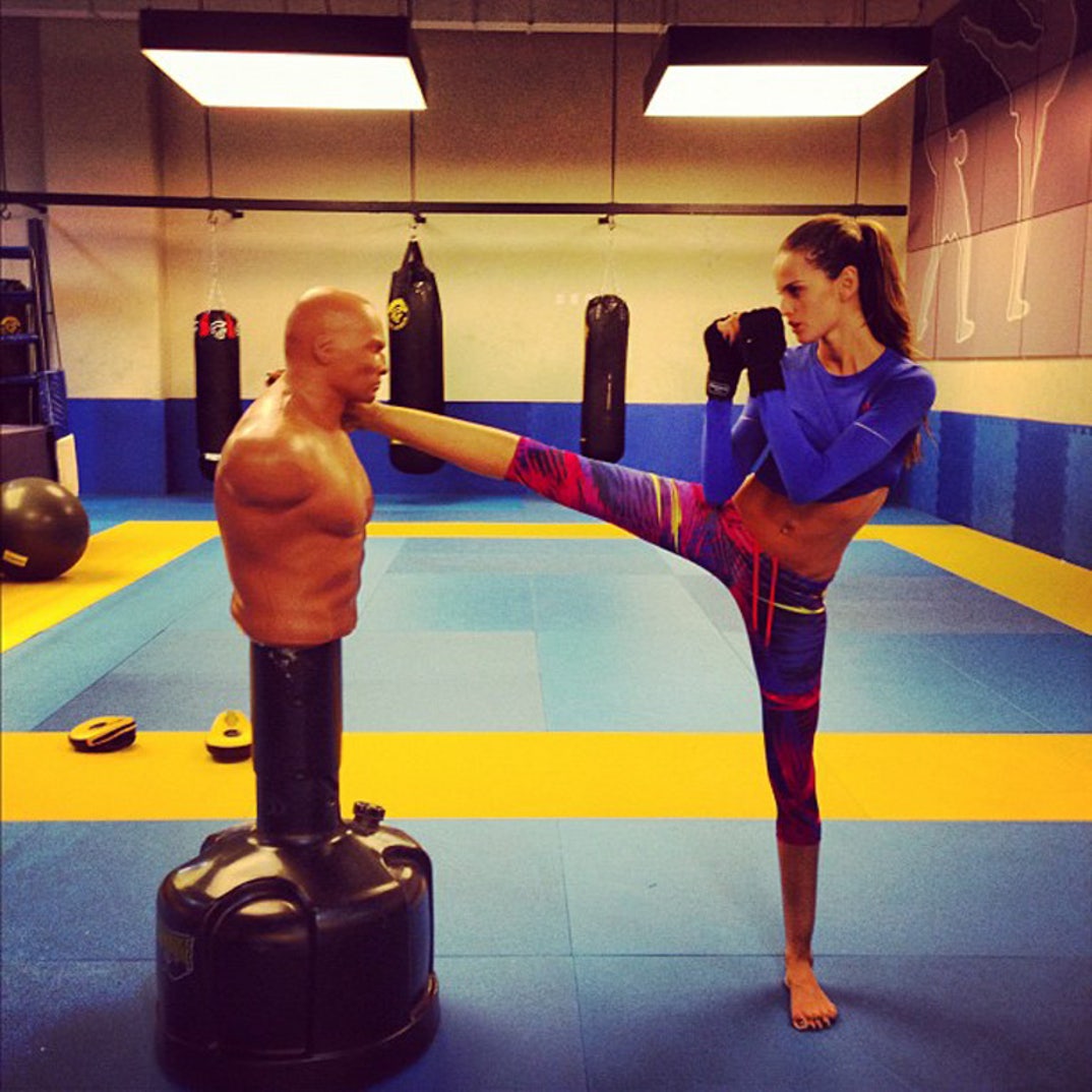izabel_goulart_16