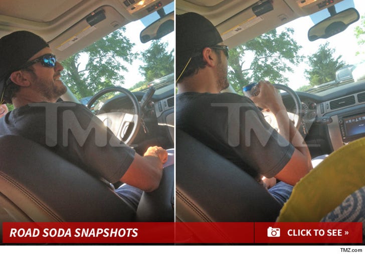 Luke Bryan -- DRINKING WHILE DRIVING ... And Cops Say It's Legal