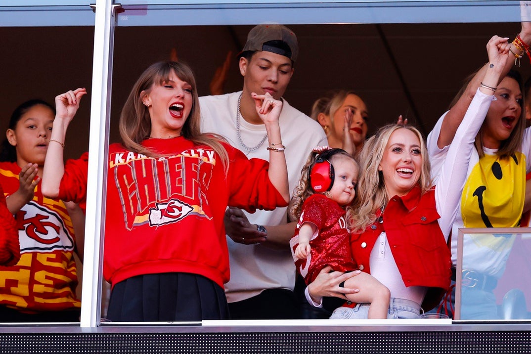 Taylor Swift Brittany Mahomes Celebration Chiefs6