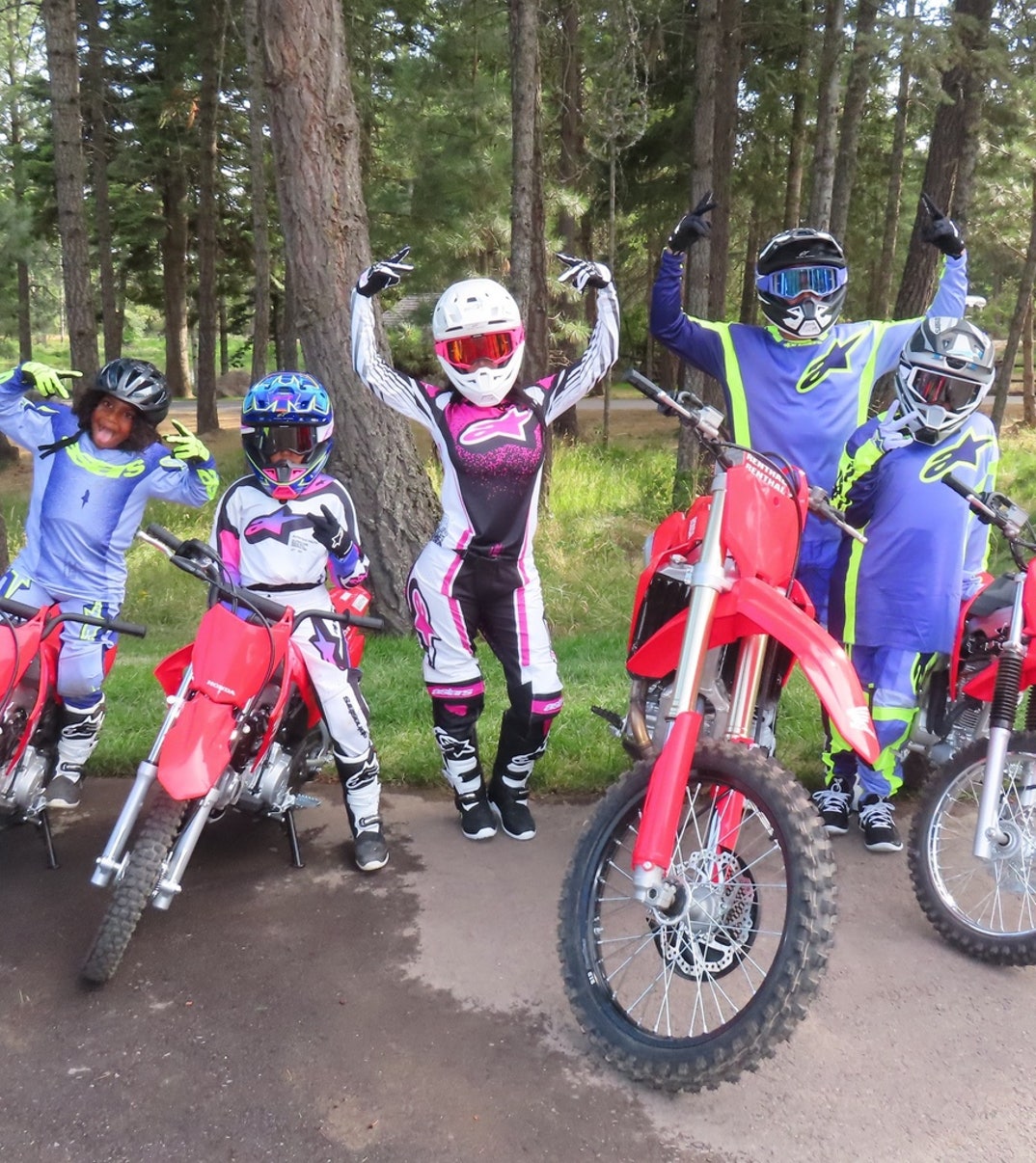 Kim Kardashian Lewis Hamilton Kids At Lake 11