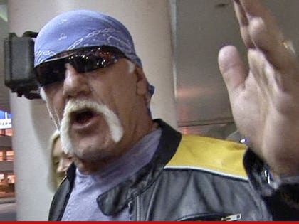 0724-hulk-hogan-tmz-01