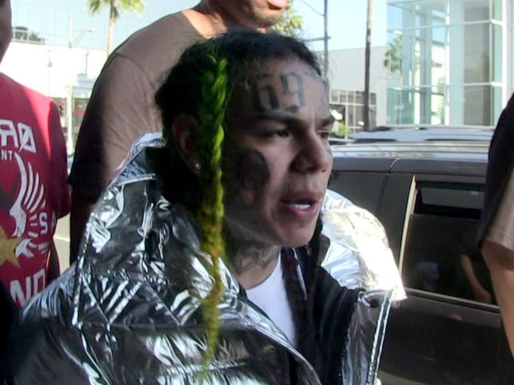Tekashi 6ix9ine Thinks Rappers Hating On Him for Snitching Are Jealous - TMZ