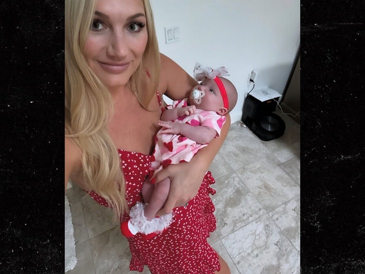 Brooke Hogon e Girl 3