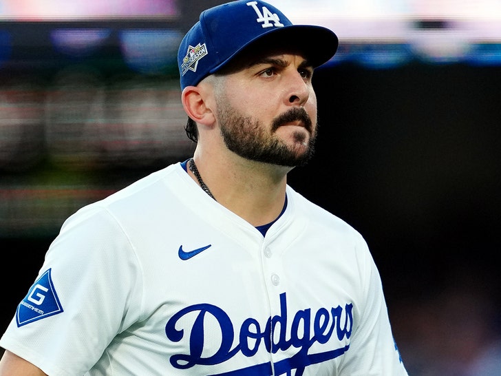 alex vesia main getty