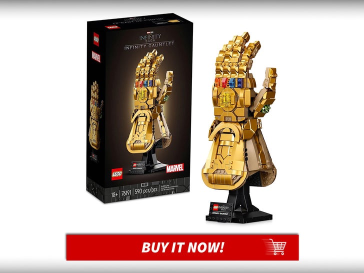 lego-marvel-infinity-gauntlet-gift-guide-pop-culture-gift-major