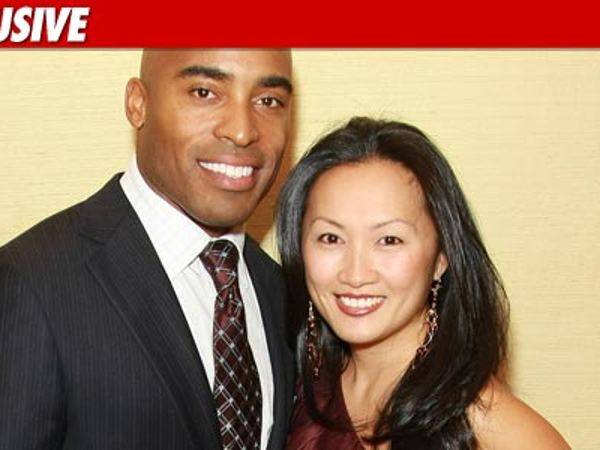 Tiki Barber, His Wife Lynn and His Four Kids