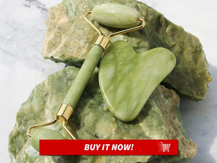 BAIMEI-IcyMe-Gua-Sha-Jade-Roller-Facial-Tools-Set-MAIN