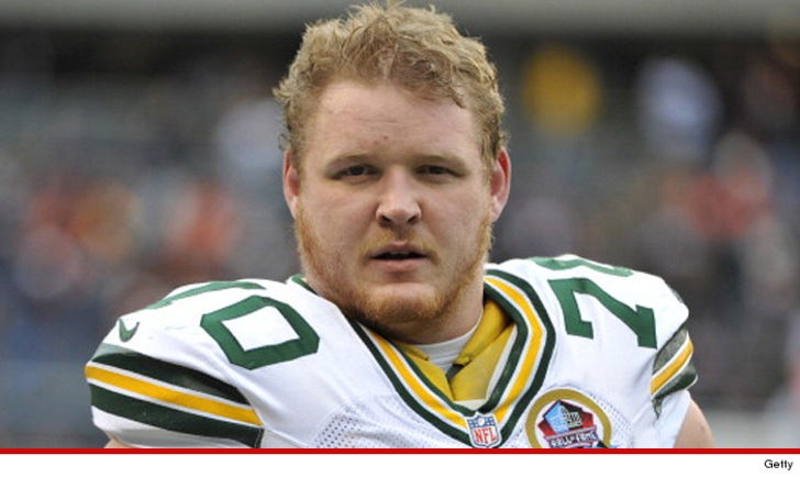 Packers Lineman -- Alleged Rapist Cop Was 'One Of My :: 0822-tj-lang-getty-4