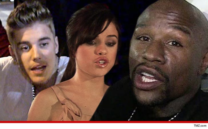 Justin Bieber -- Mayweather Meet Selena :: 0913-mayweather-bieber-selena-tmz-4