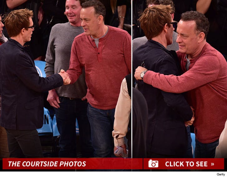 Tom Hanks -- MOVIE CO-STAR REUNION ... At Crappy Knicks Game