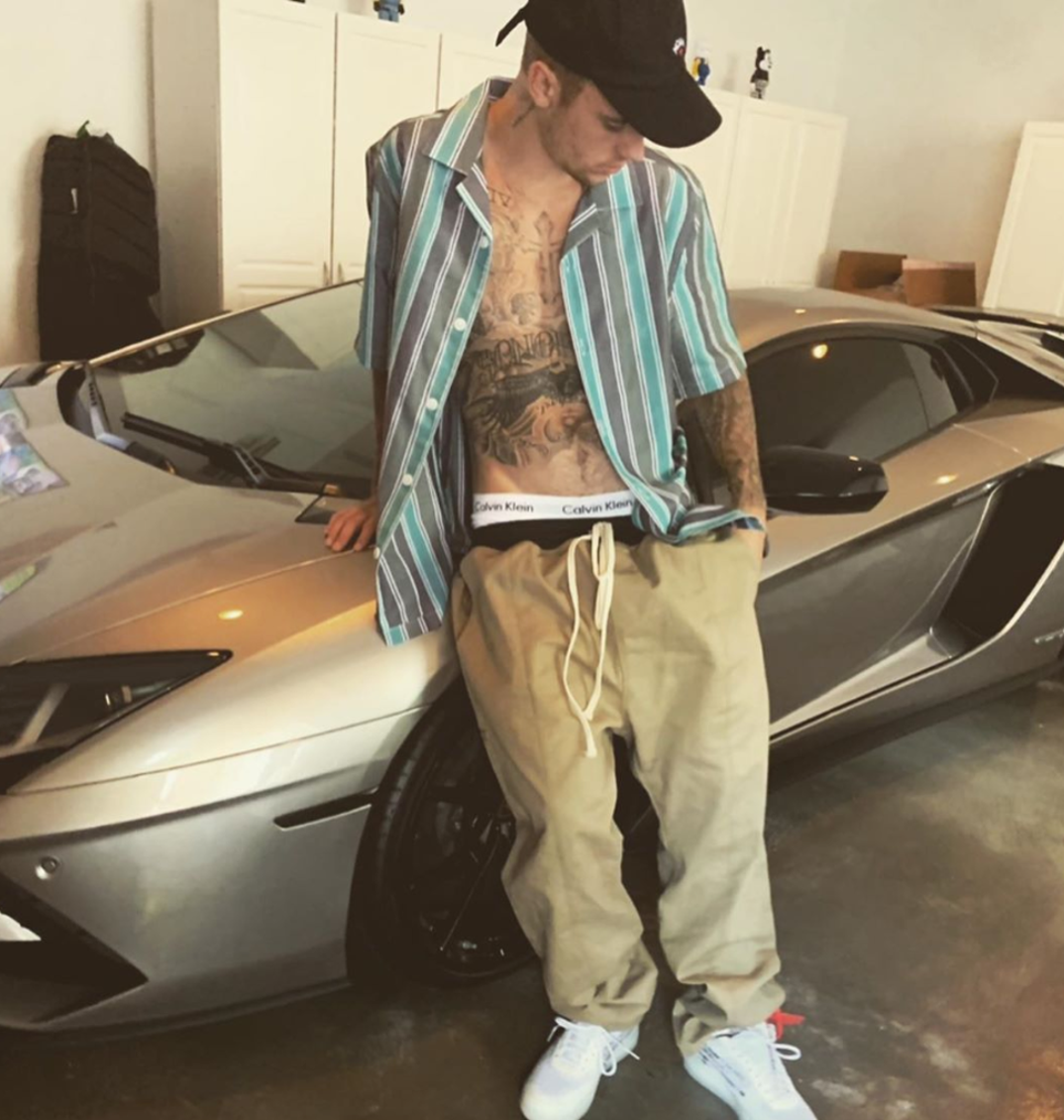 justin-bieber-shirtless-hot-photos0