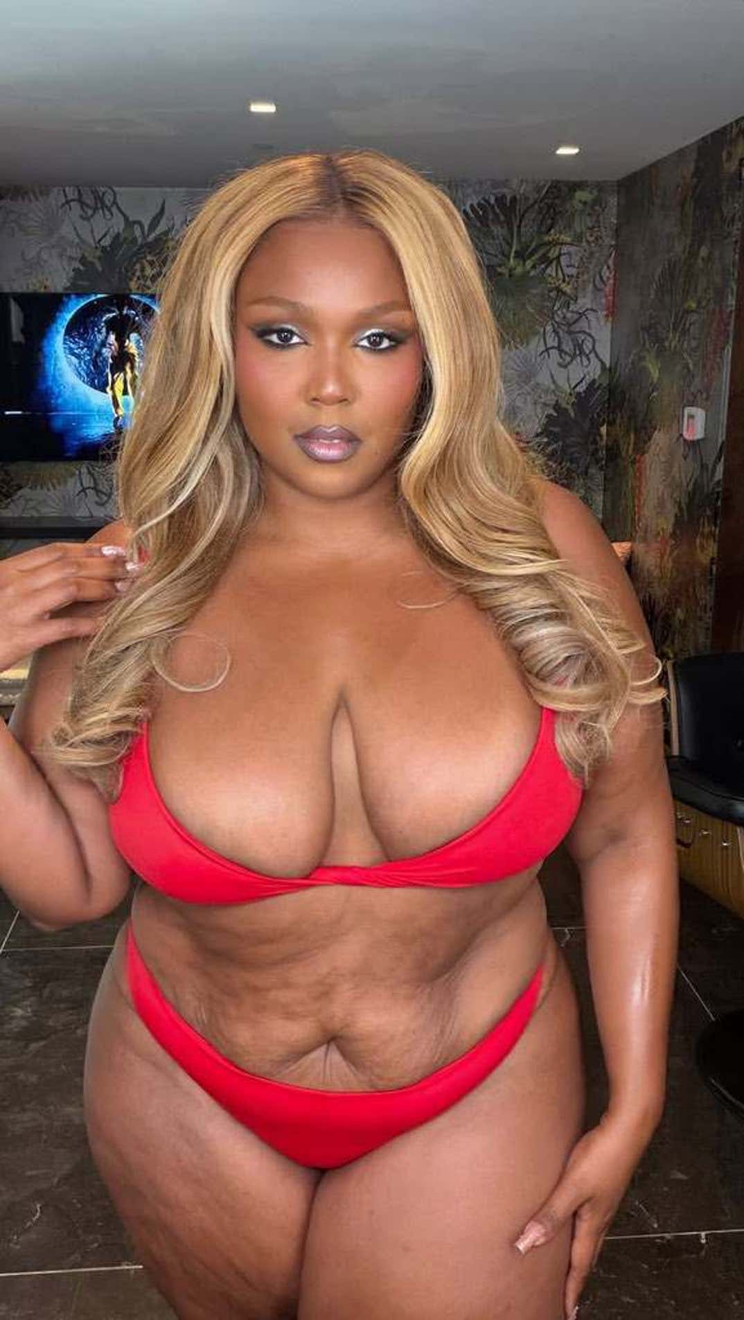 Lizzo Weight Loss Journey 3