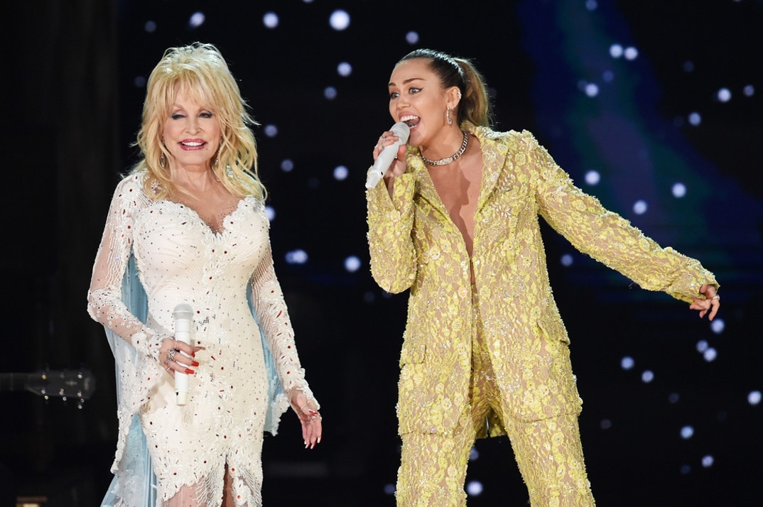 Dolly Parton Miley Cyrus Together 1