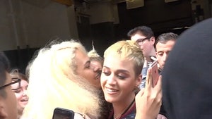Katy Perry Ditches Security to Spread Love to Fans After Manchester Bombing (VIDEO)