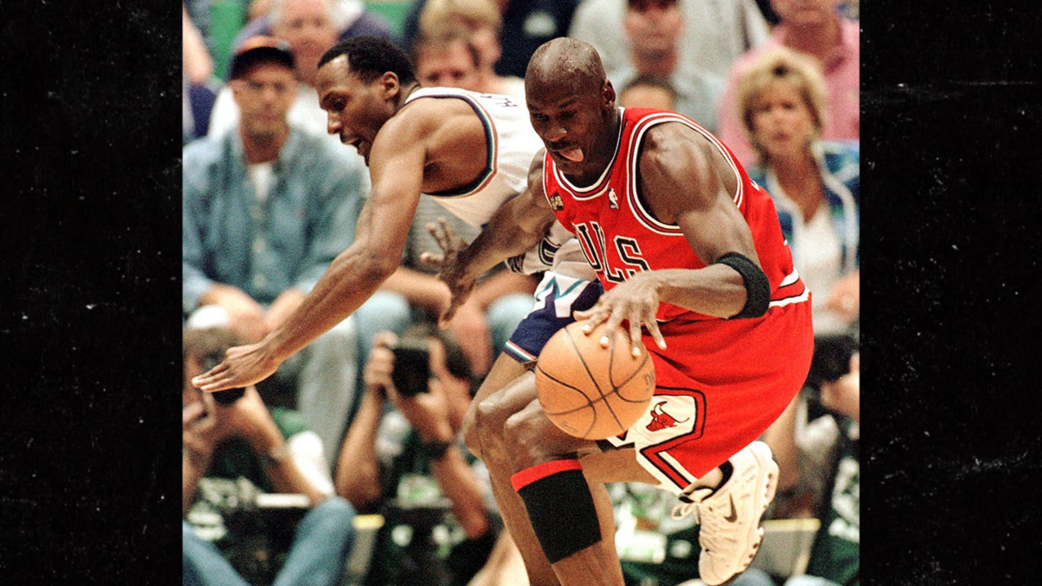 その他 NBA Michael Jordan (13) NBA Icon Michael Jordan's Air Jordan 13 Sold for US$2.2 Million