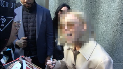 sydney-sweeney-guess-who-kal