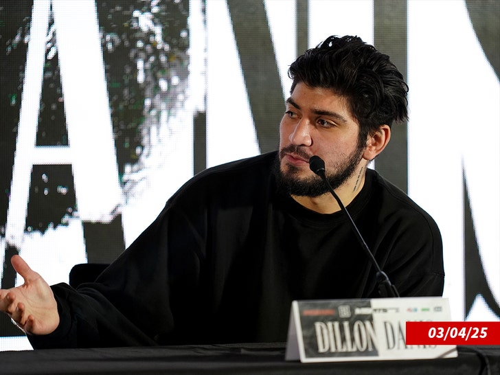 dillon danis getty 1