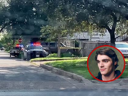 101226_rj_mitte_crime_scene_primary