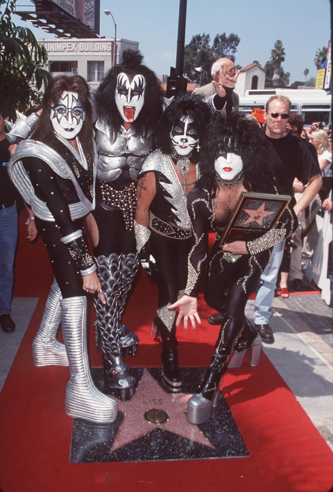 KISS