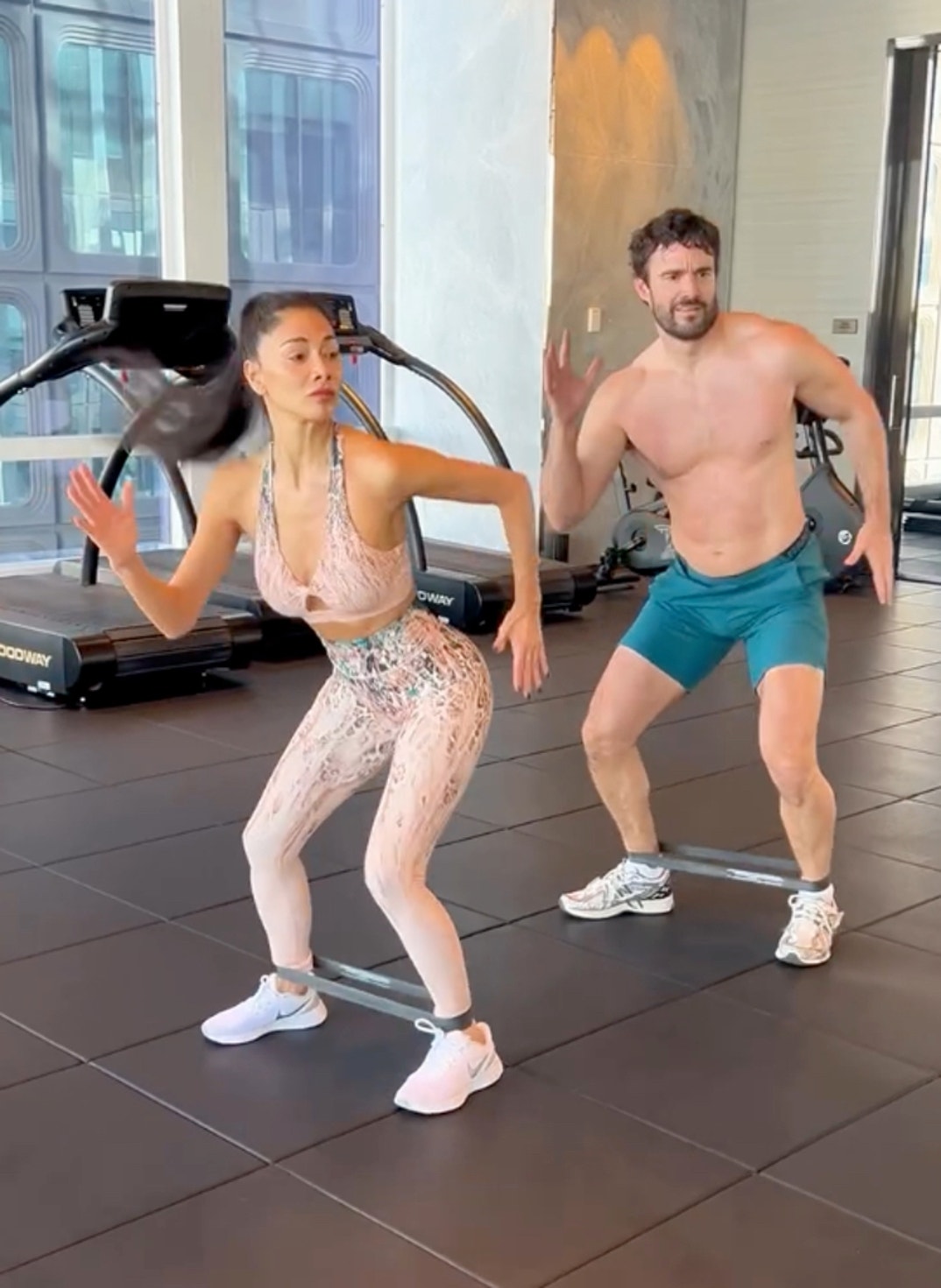 Nicole Scherzinger vs. Thom Evans -- Workout Couples Edition