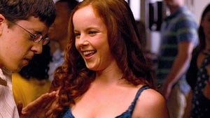 0102-Aviva-Baumann-Memba-Them-hero