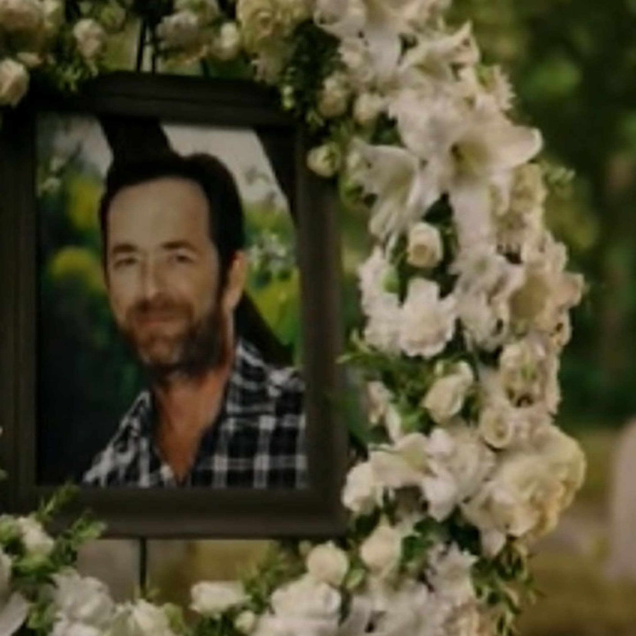 Luke Perry S Riverdale Character Gets Emotional Sendoff