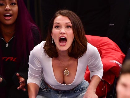 bella hadid knicks game photos-17