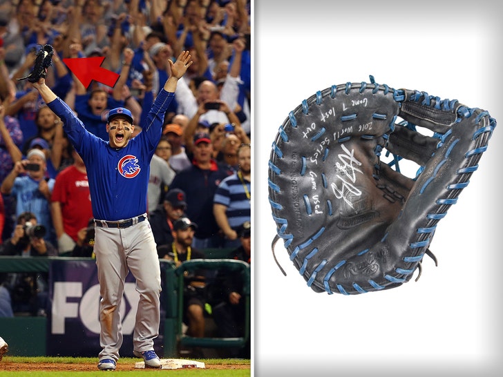 Kris Bryant & Anthony Rizzo World Series final out gloves heading