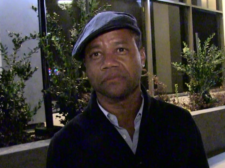 0717-Cuba-Gooding-Jr-tmz-02