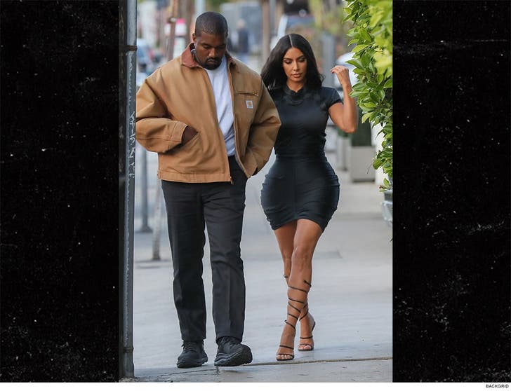 Kim K PENDING :: 0524-kim-k-backgrid-4