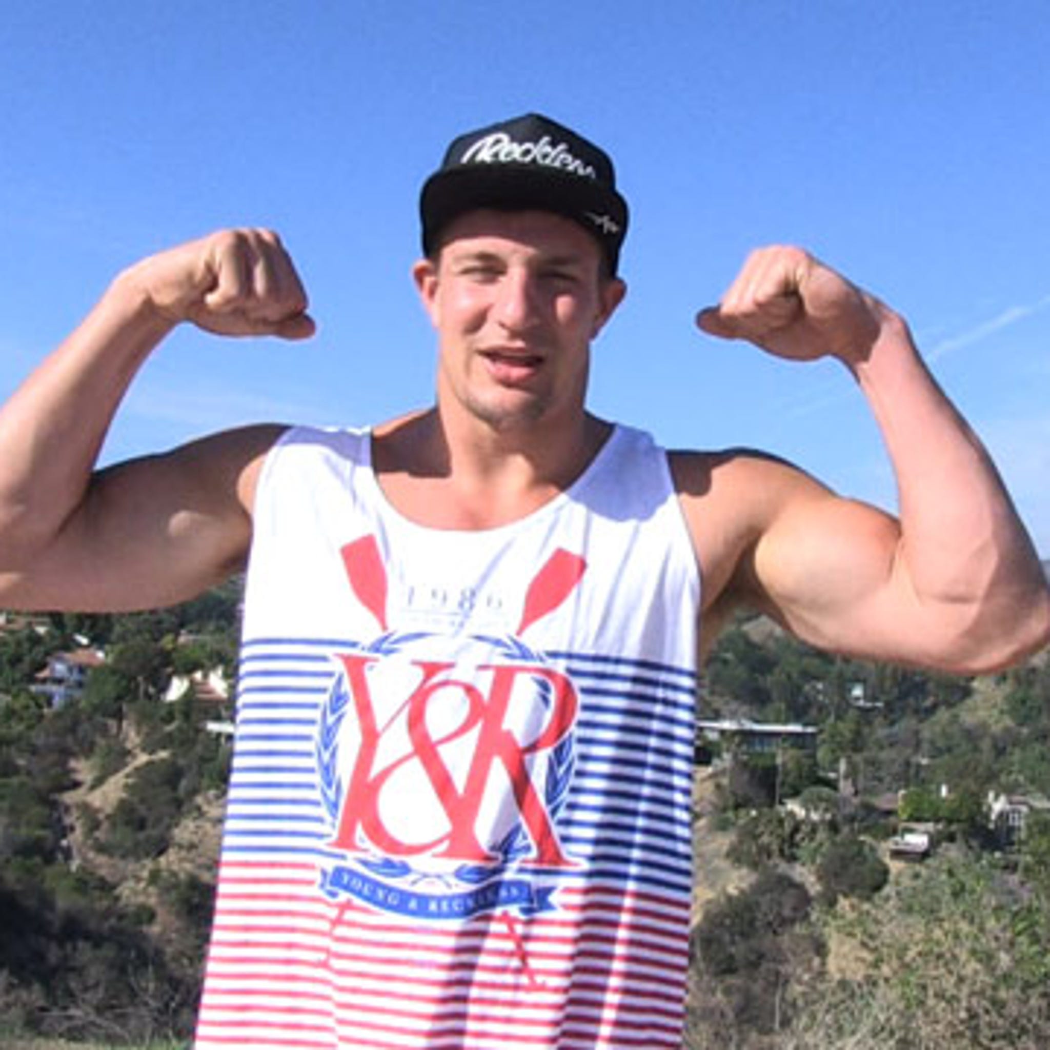 Rob Gronkowski on X: @Edelman11 forgot my sleeves at the gym #edelshirt  #macaulaytyme #beastmode  / X