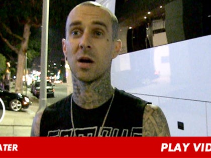 1125_travis_barker_video