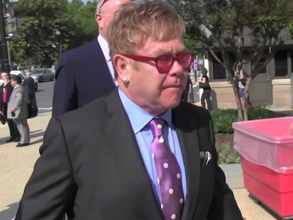 032816-elton-john-tmz-03