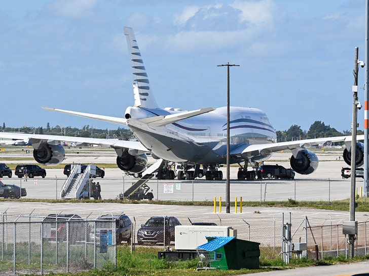 Donald New Airplane Palm Beach Getty 1 em fevereiro de 2025