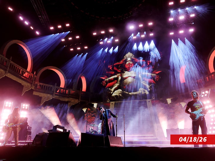 the-strokes-sub-getty-1