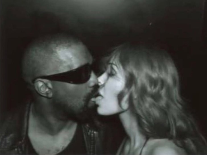 bianca-censori-and-kanye-west-insta-story-1