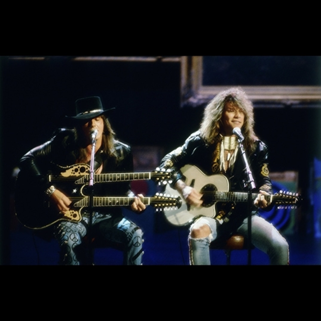 Jon Bon Jovi and Richie Sambora acoustic performance stats MTV Unplugged. (1989)