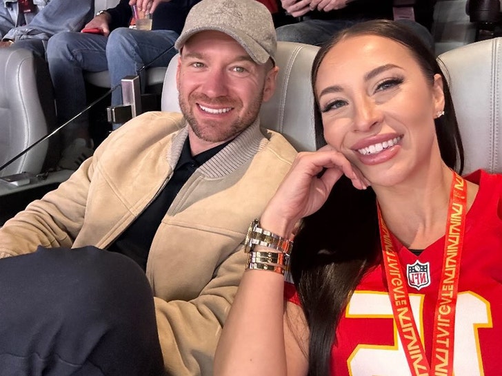 Hot Ones' Host Sean Evans Dating Porn Star Melissa Stratton