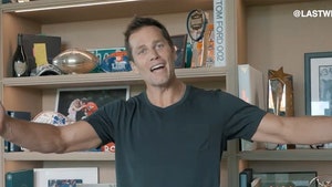 101024_tom_brady-sg1