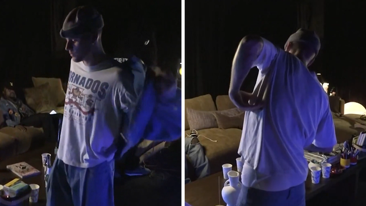 111725 justin bieber kal.jpg