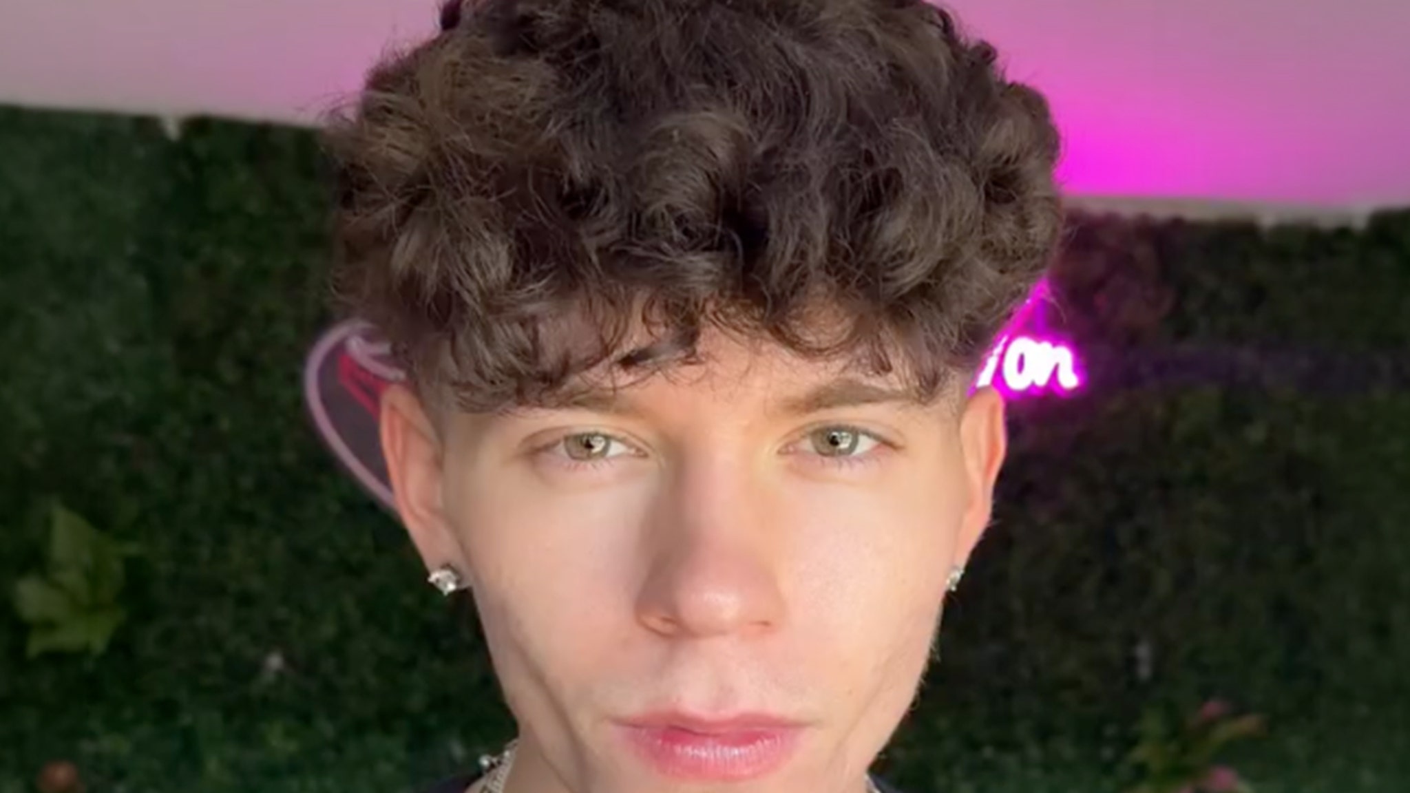 Porn Star Drake Von Had Nitrous Oxide Tanks in Tesla During DUI Arrest, Cops Say
